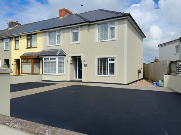 Richmond Crescent, Haverfordwest, SA61 1EH