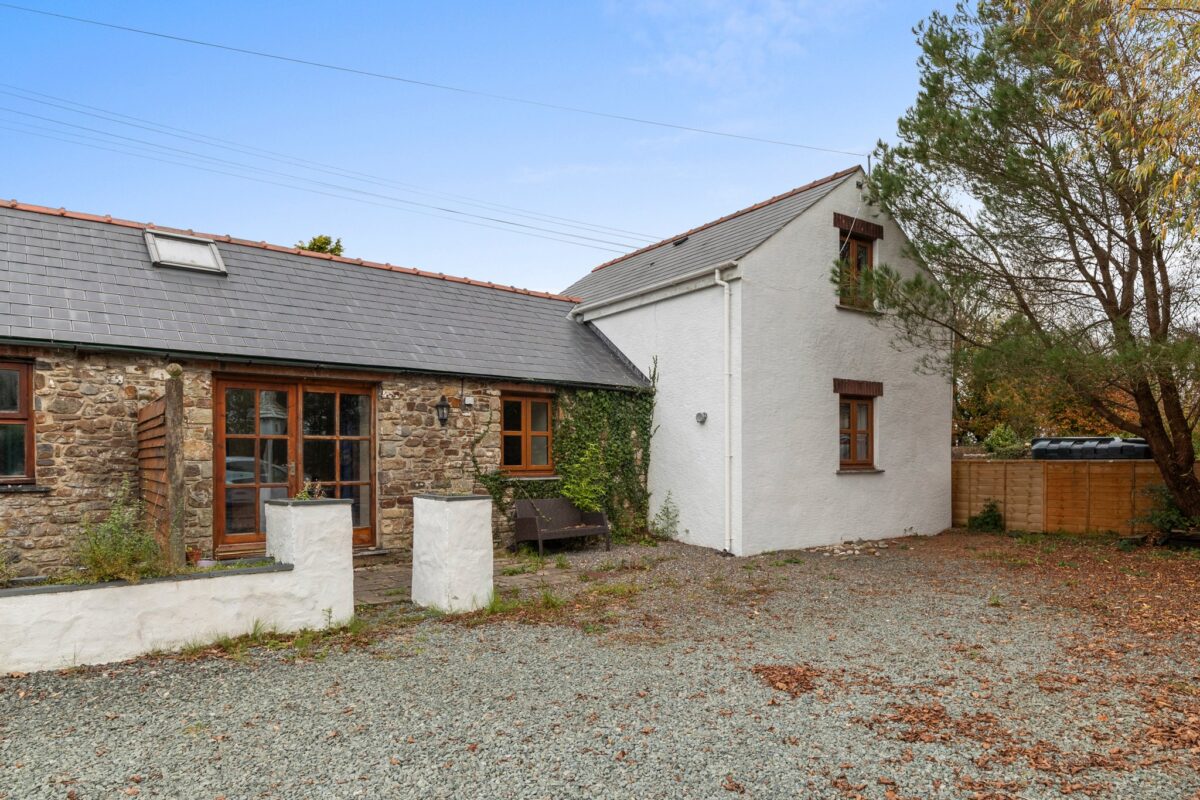 Lower Freystrop, Haverfordwest, SA62 4ET