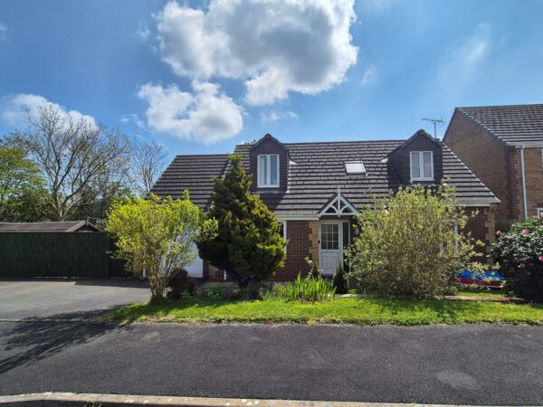 Fair Oakes, Haverfordwest, SA61 1EE