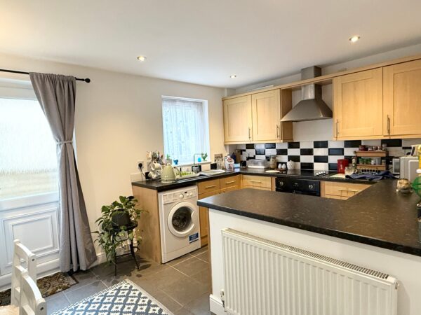 Brodog Lane, Fishguard, SA65 9NR