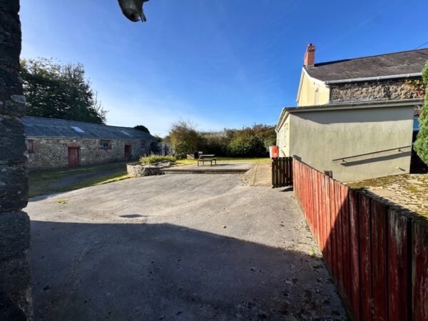 Llanddewi Velfrey, Narberth, SA67 7NY