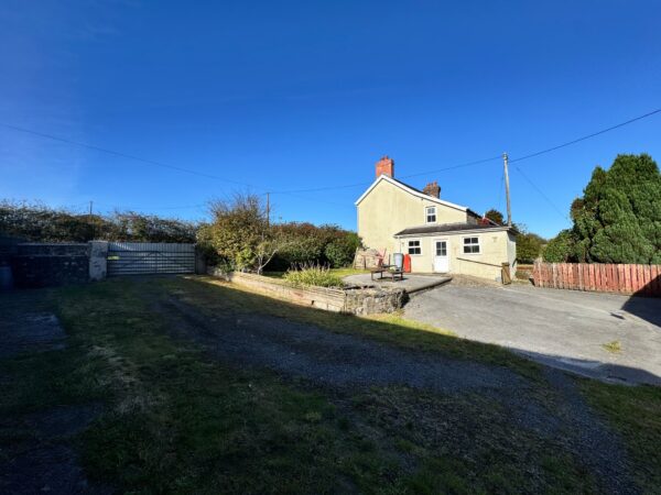 Llanddewi Velfrey, Narberth, SA67 7NY
