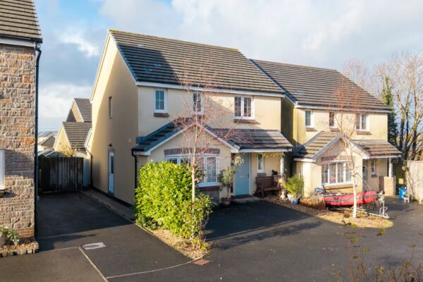 Castleton Grove, Haverfordwest, SA62 4AF