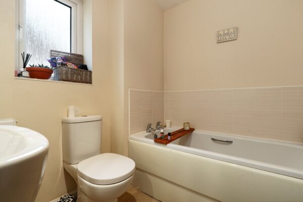 Castleton Grove, Haverfordwest, SA62 4AF