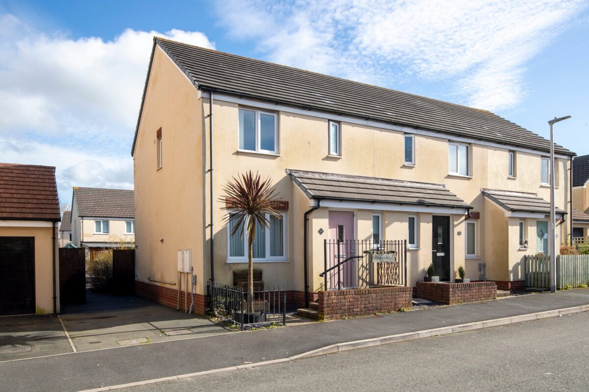 Sunningdale Drive, Milford Haven, SA73 3SA