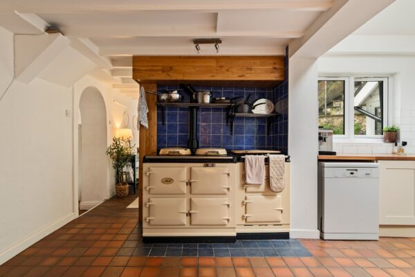 St Brides Hill, Saundersfoot, SA69 9NU