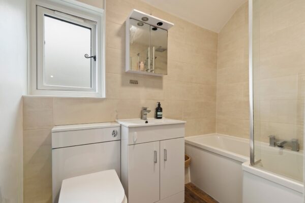 St Brides Hill, Saundersfoot, SA69 9NU