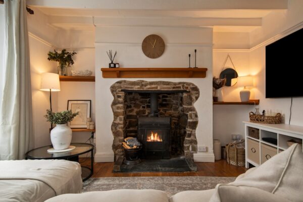 St Brides Hill, Saundersfoot, SA69 9NU