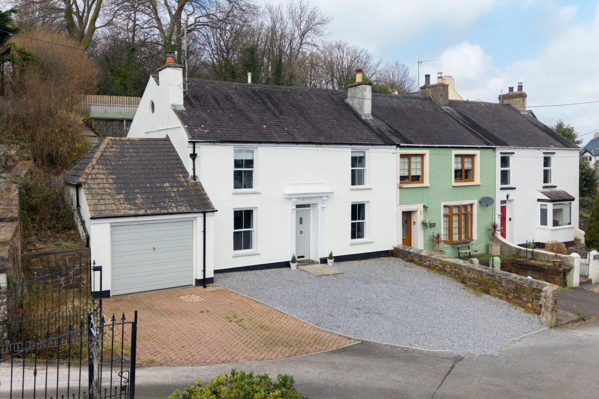 St Brides Hill, Saundersfoot, SA69 9NU