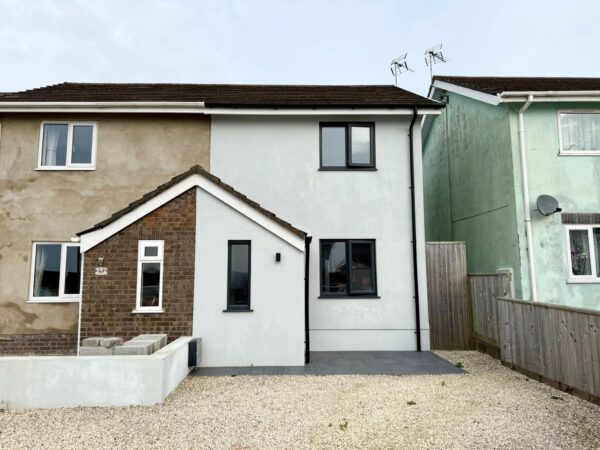 Devonshire Road, Pembroke Dock, SA72 6EE