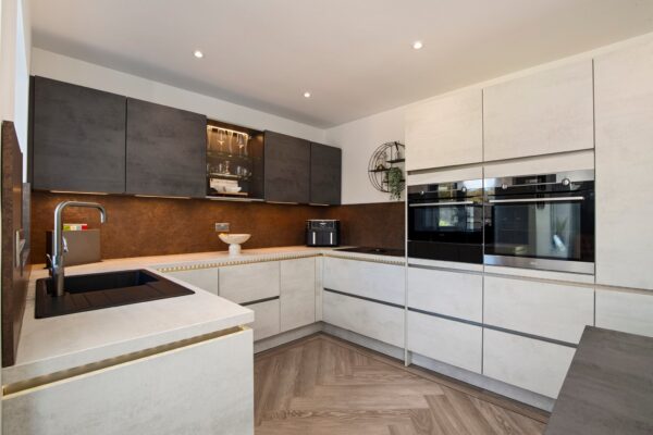 West Hook Road, Haverfordwest, SA62 4LS