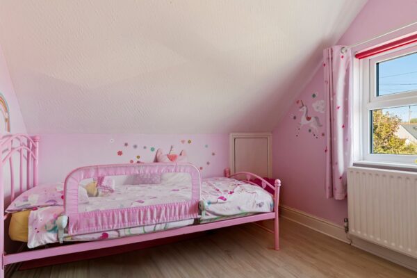 Lamborough Crescent, Clarbeston Road, SA63 4UZ