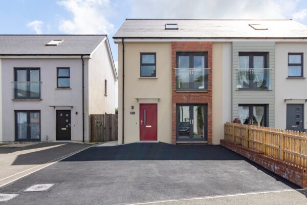 Hayston View, Haverfordwest, SA62 3AQ