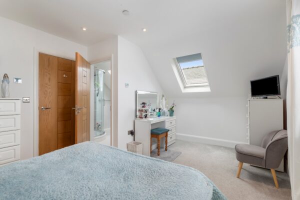 Pludds Meadow, Carmarthen, SA33 4UJ