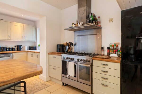 Stranraer Road, Pembroke Dock, SA72 6SB