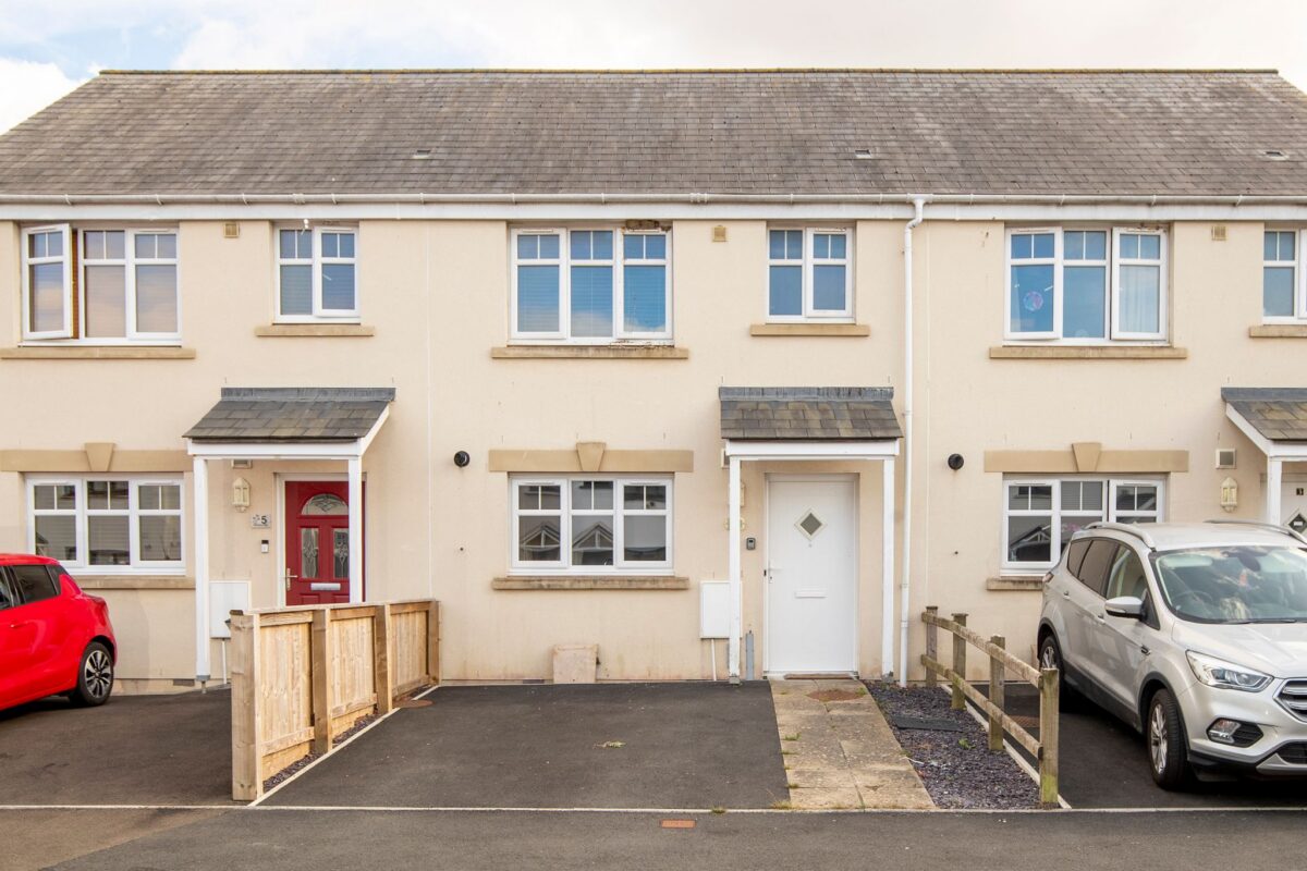 Bracken Way, Haverfordwest, SA62 3QT