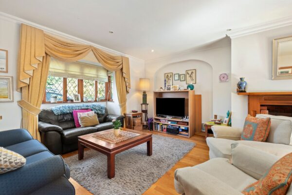 Valley Road, Saundersfoot, SA69 9BP