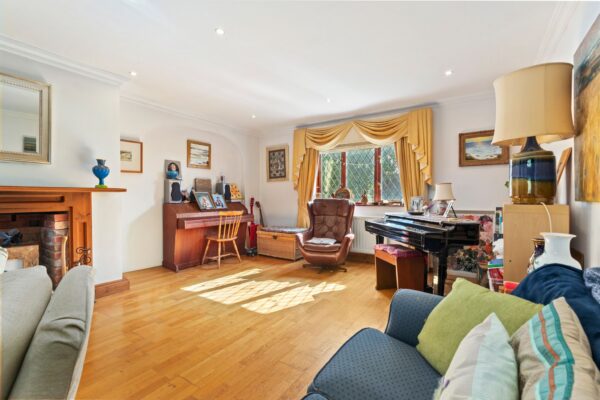 Valley Road, Saundersfoot, SA69 9BP