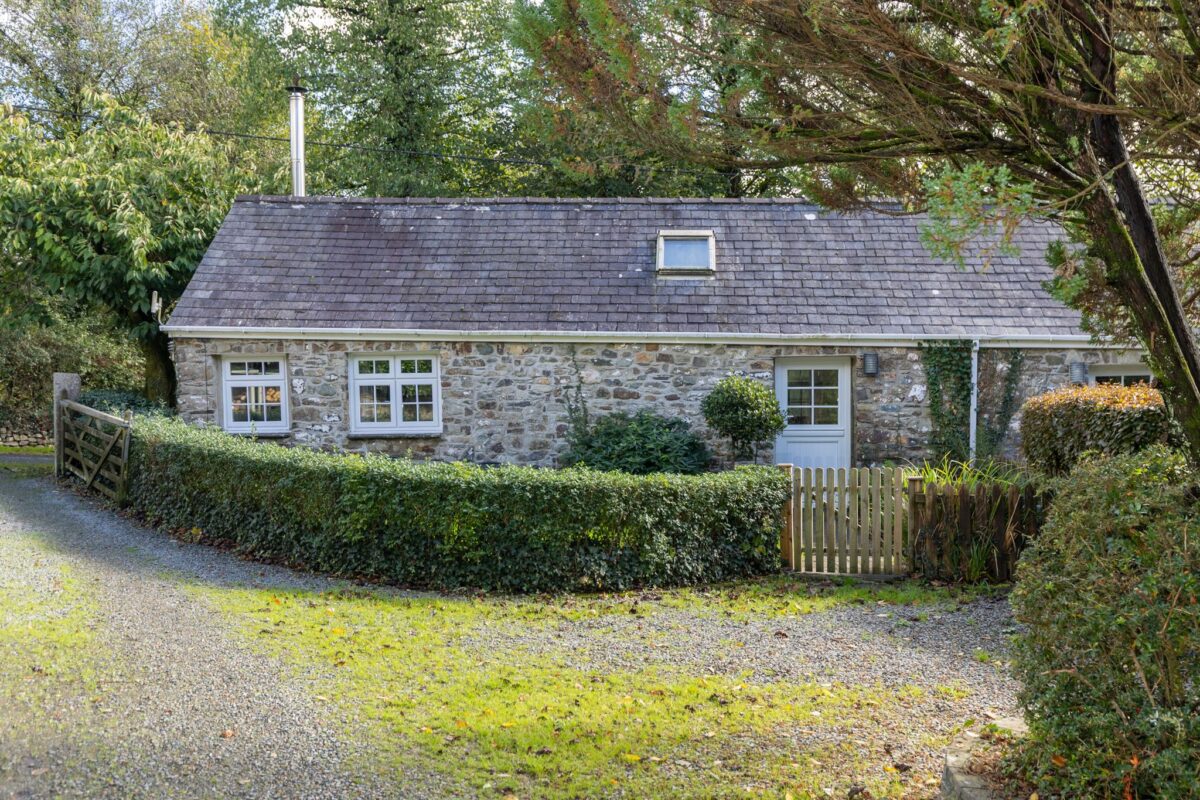 Ivy Court, Llysyfran, SA63 4RS