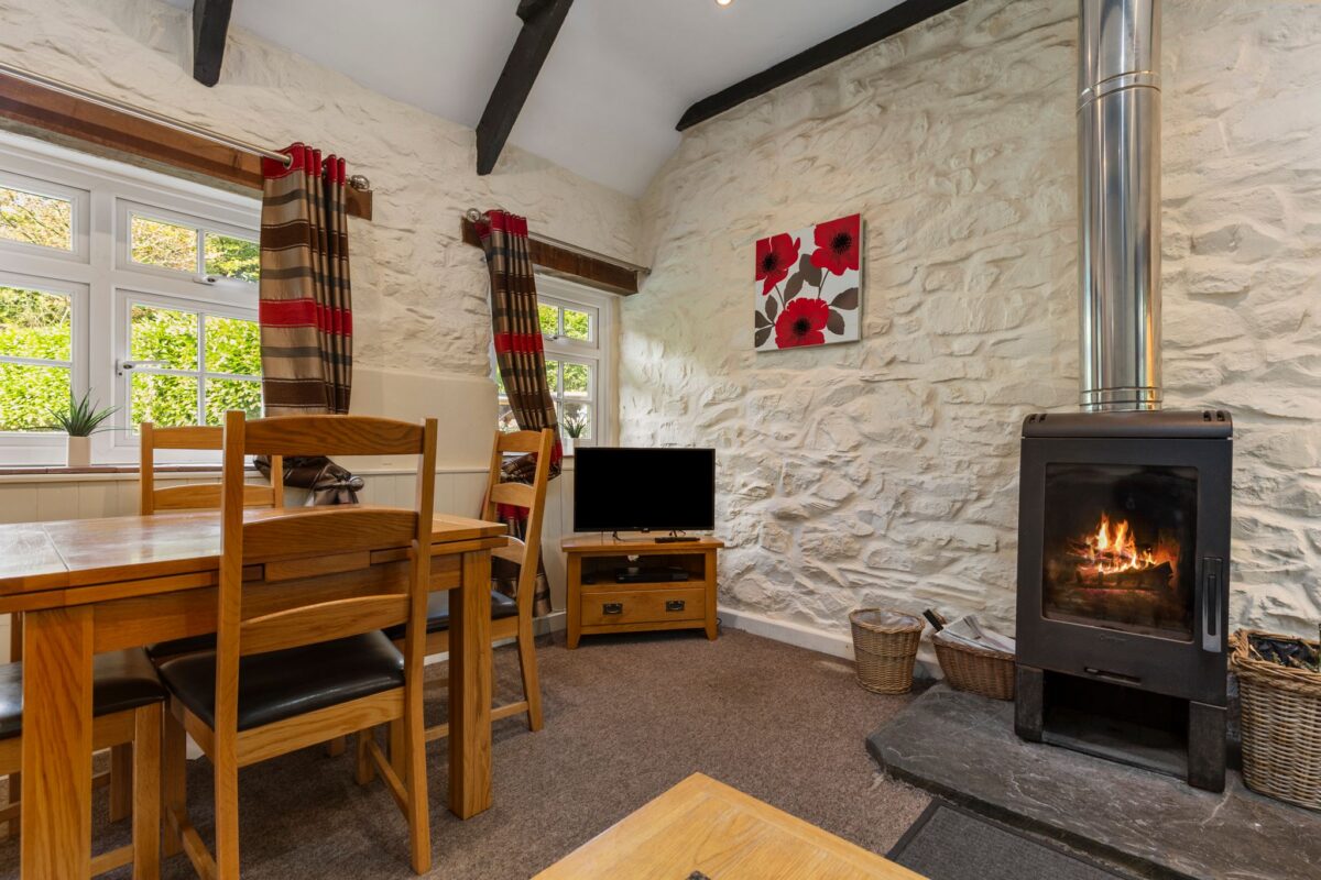 Ivy Court, Llysyfran, SA63 4RS