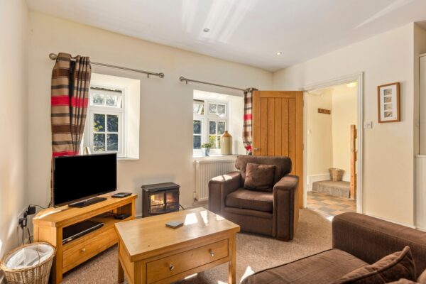 Ivy Court, Llysyfran, SA63 4RS
