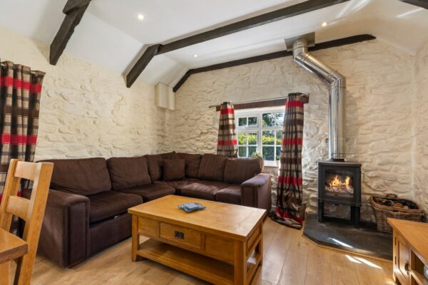 Ivy Court, Llysyfran, SA63 4RS