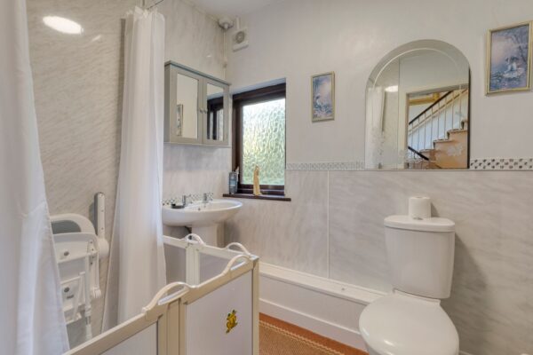 Uzmaston, Haverfordwest, SA61 1UT