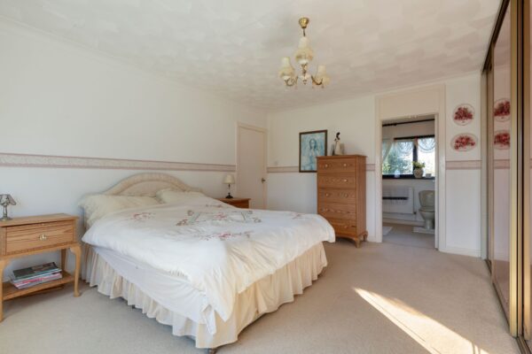 Uzmaston, Haverfordwest, SA61 1UT
