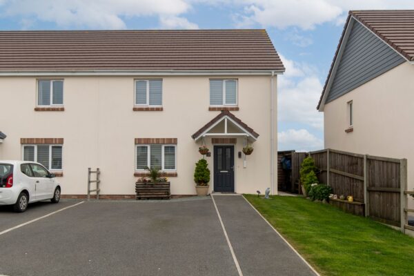 Beaconing Drive, Milford Haven, SA73 1HF